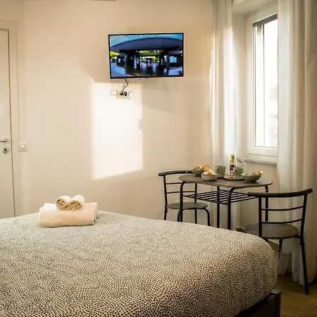 Gelso Rosso Bed & Breakfast 4*