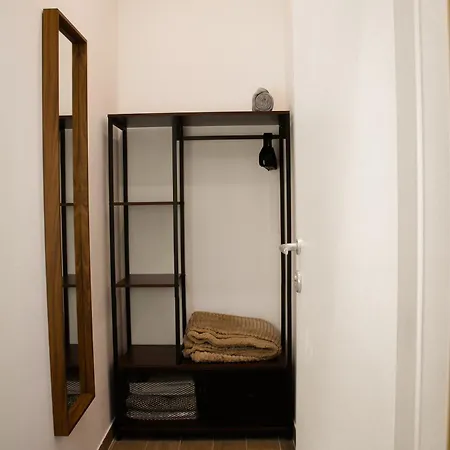 Gelso Rosso Bed & Breakfast 4*